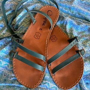 Crupon Breeze Avon Barefoot Teal Sandal Size 42 US 11